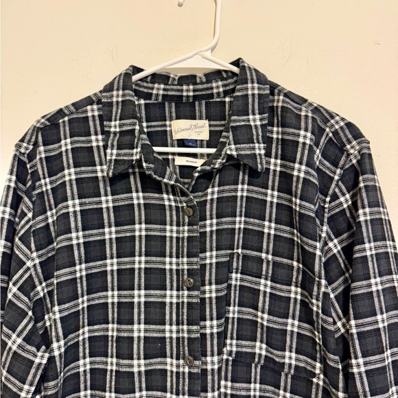 2/$15 Universal Thread - Black White Plaid Flannel Button Down Shirt XL - Picture 3 of 9